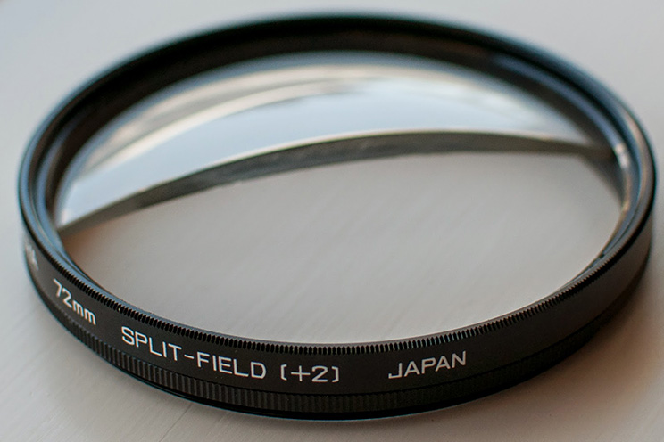 Split-field diopter Hoya Lens